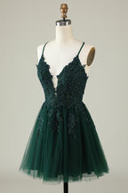 Vestido corto de fiesta con tirantes finos, corte A, color rubor y apliques
