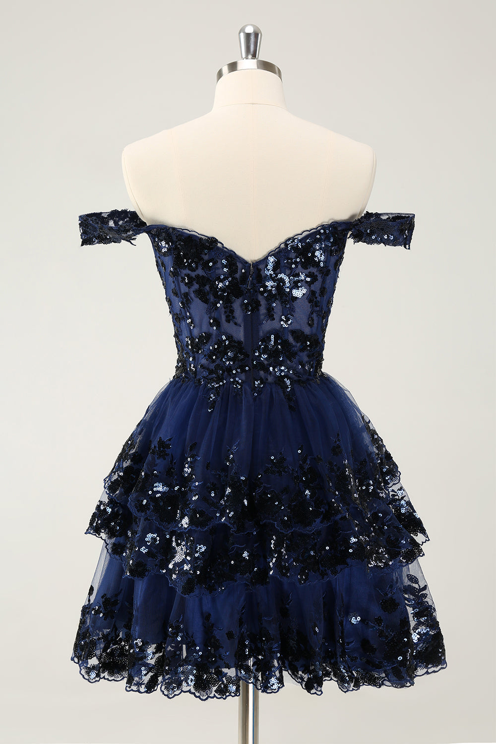Vestido de fiesta corto azul oscuro brillante con hombros descubiertos, corsé, capas y lentejuelas