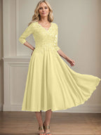 A-Linie V-Ausschnitt Wadenlanges Chiffon-Spitzenkleid für die Brautmutter mit Perlen und Pailletten 