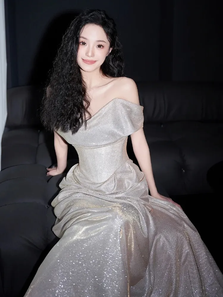 Glänzendes schulterfreies Meerjungfrau-Abschlussballkleid, langes Abendkleid Y8185