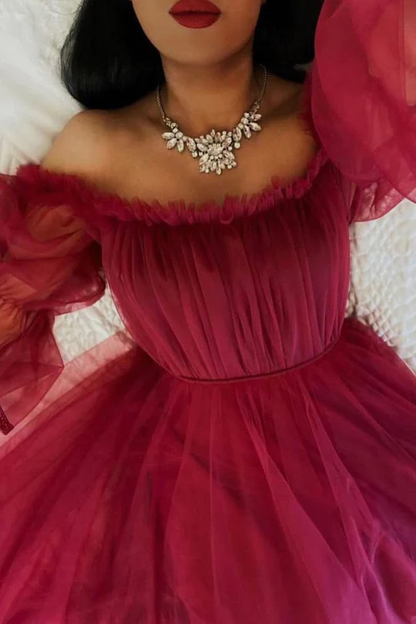 Vestido de noche de tul burdeos con mangas largas Y503