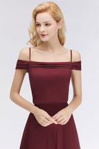 Vestido de dama de honor burdeos de corte A con hombros descubiertos y largo hasta el suelo para fiesta