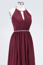 Vestido de dama de honor de gasa con corte A, cuello halter, sin mangas, largo hasta el suelo, con faja de cuentas