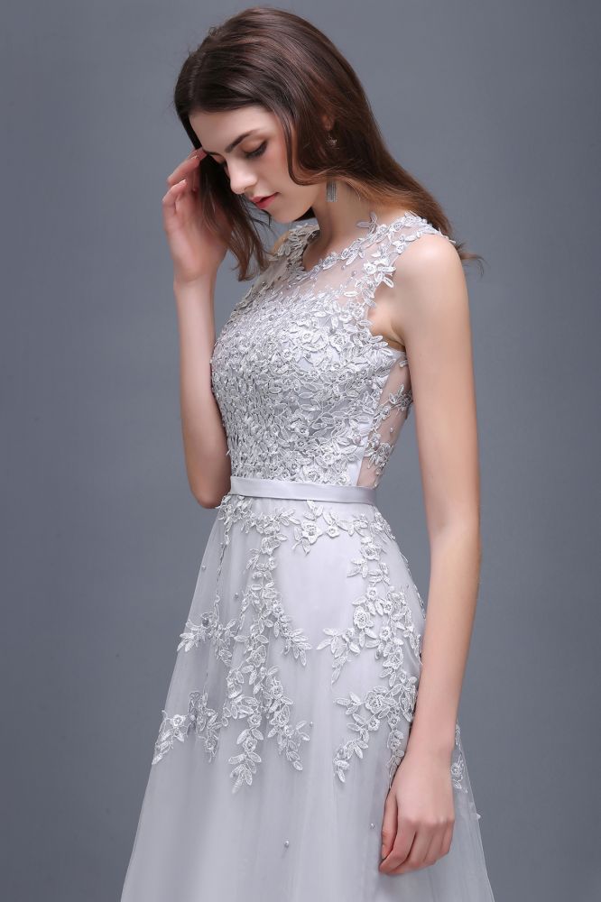 Vestido de fiesta de tul con apliques, corte A y largo hasta el suelo