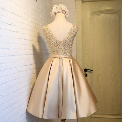 A-line Homecoming Dress Chic Red Short Prom Dress Party Dress  PD388