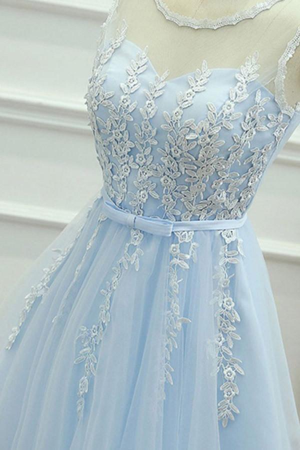 A-Linie, kurzes blaues Tüll-Heimkehrkleid mit Schärpen-Applikationen, PG121