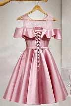 A-Linie, knielang, schulterfrei, rosa Satin-Heimkehrkleid mit Spitze, PD121