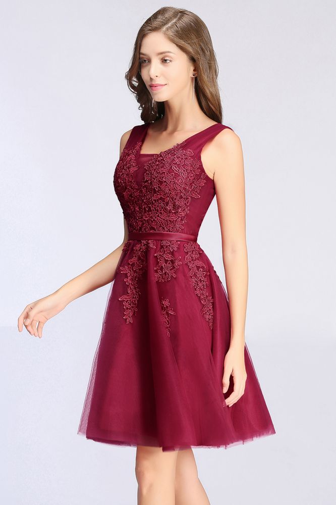 Knielanges A-Linien-Ballkleid aus Tüll mit Applikationen