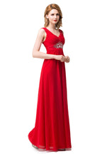 Vestidos de dama de honor rojos con escote en V y corte A hasta la rodilla
