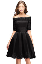 Vestidos de fiesta cortos con apliques de encaje, corte A, hombros descubiertos y media manga