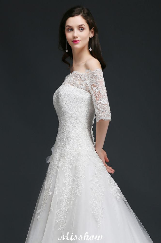 A-Linie Off-the-Shoulder Hofschleppe Tüll Brautkleider mit Knöpfen