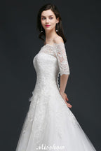 A-Linie Off-the-Shoulder Hofschleppe Tüll Brautkleider mit Knöpfen