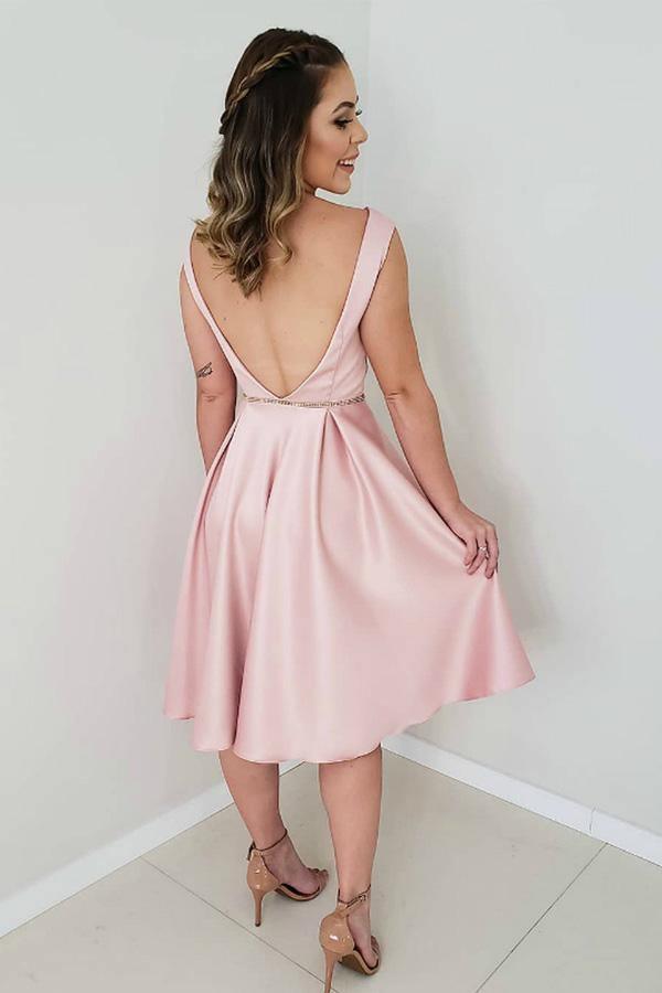 A-Linie Rosa Satin Rückenfreies Kurzes Ballkleid Homecoming Kleid PD311