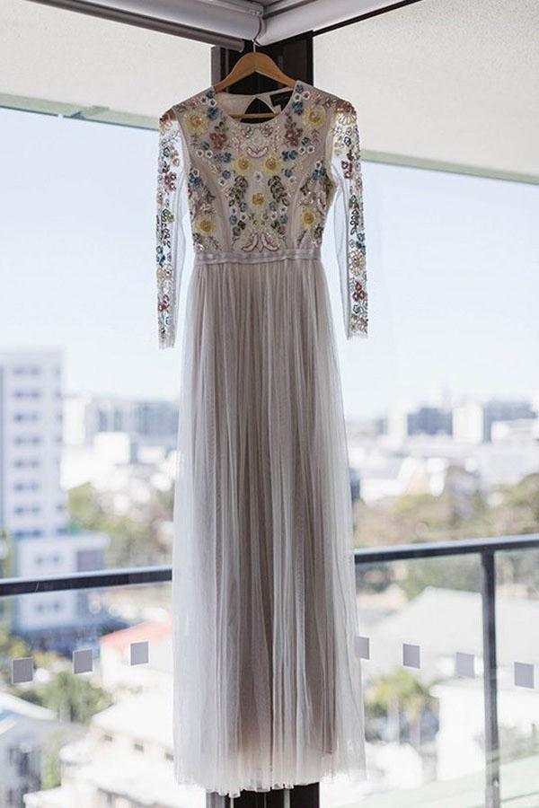 Vestido de novia largo de corte A con escote redondo y mangas largas de encaje WD341