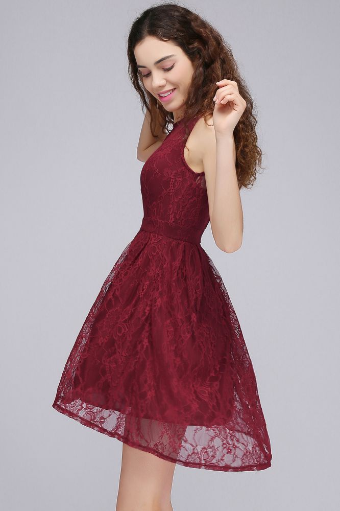 A-Line Round Neck Short Lace Burgundy Homecoming Dresses