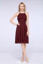 Vestido de fiesta sencillo de gasa con volantes y escote halter hasta la rodilla para dama de honor.