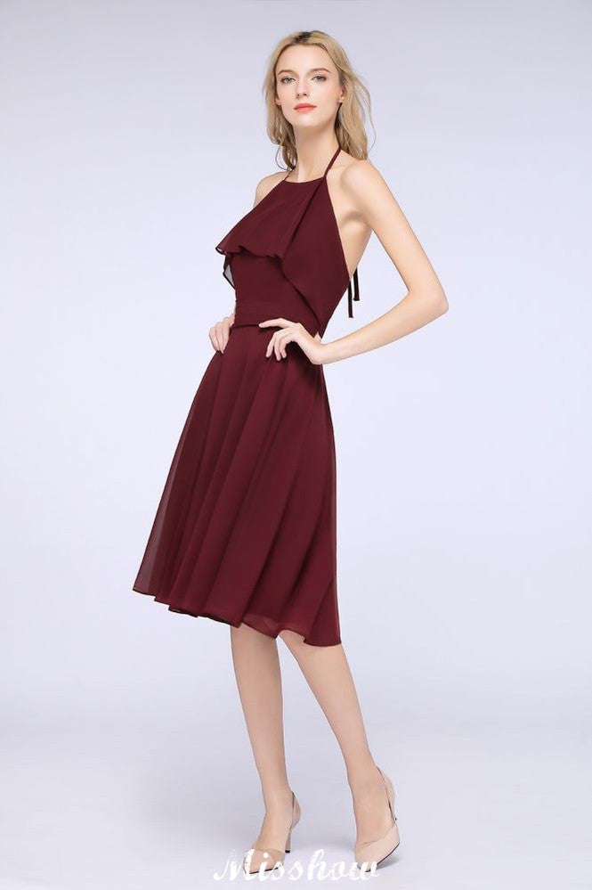 Vestido de fiesta sencillo de gasa con volantes y escote halter hasta la rodilla para dama de honor.