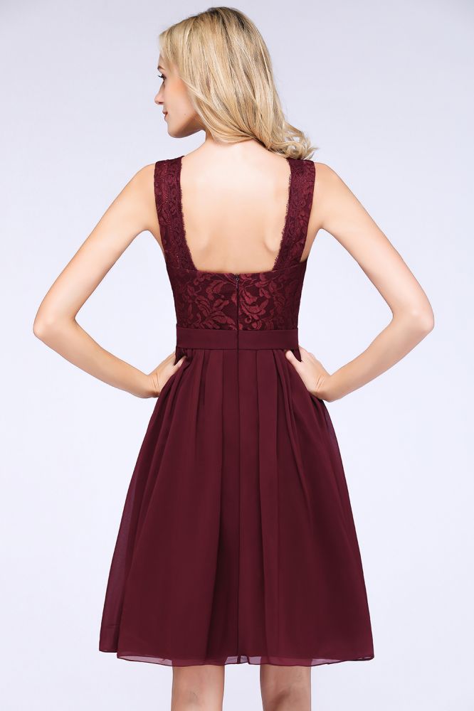 A-Line Ruffles Chiffon Lace V-Neck Evening Party Dress Sleeveless Knee-Length Homecoming Dress