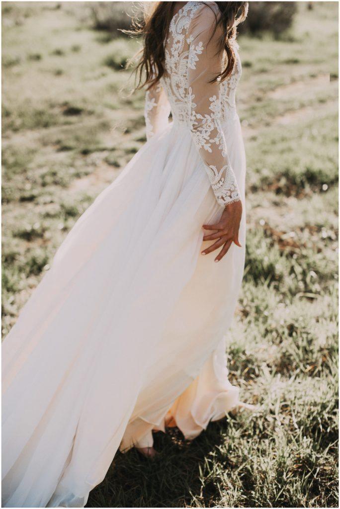 A-Linie U-Ausschnitt Spitze Brautkleid Langarm Rustikale Brautkleider WD521