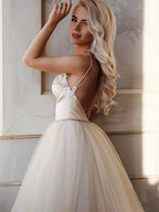 A-Linie Träger Bodenlang Perlenbesetztes Brautkleid Langes Ballkleid WD538
