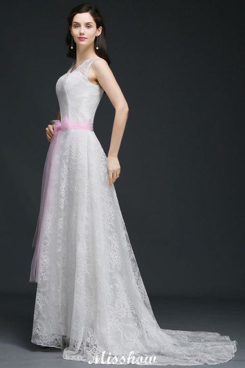 Vestido de novia blanco con tirantes en forma de A y lazo
