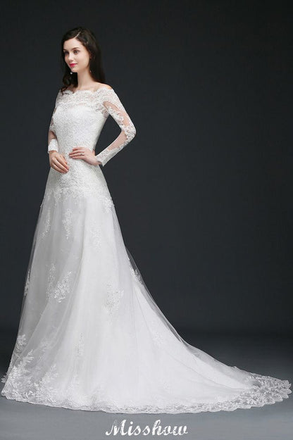 Elfenbeinfarbenes Brautkleid mit A-Linie und Sweep-Schleppe und Spitze