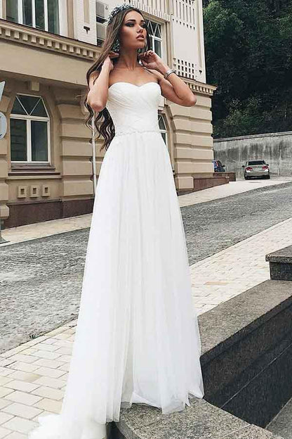 A-Linie Herzausschnitt Sweep Schleppe Tüll Brautkleid mit Applikationen WD268