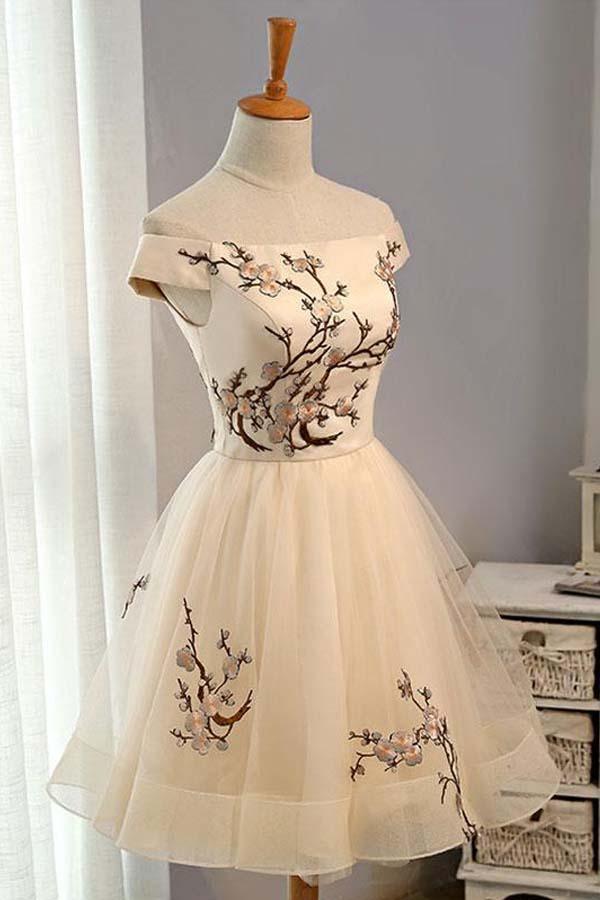 A-Linie Tüll Kurzes Ballkleid Homecoming-Kleid mit Stickerei PD130