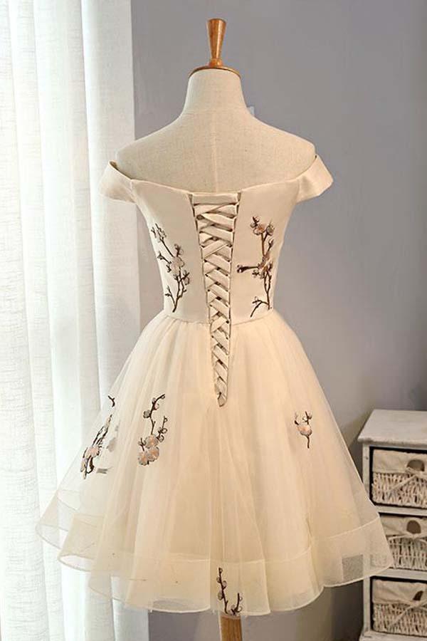 A-Linie Tüll Kurzes Ballkleid Homecoming-Kleid mit Stickerei PD130