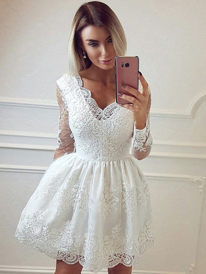 A-Linie V-Ausschnitt Lange Ärmel Spitze Weiß Kurzes Ballkleid