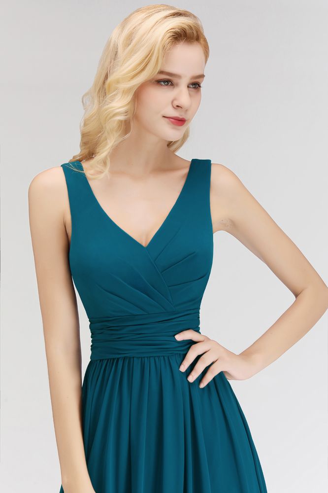 Vestido de dama de honor de gasa con volantes, sin mangas, escote en V y corte A
