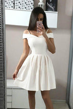 A-Linie Weißes Spaghettiträger Satin Homecoming Kleid Kurzes Ballkleid PD249