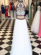 Elegante vestido de fiesta de dos piezas con escote halter, sin mangas, largo hasta el suelo, con red y abalorios