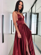 A-Linie/Elegant Rüschen V-Ausschnitt Satin Ärmellos Abendkleider
