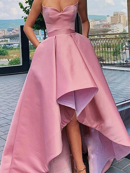 Vestidos de fiesta elegantes de satén con volantes, escote corazón, sin mangas y asimétricos