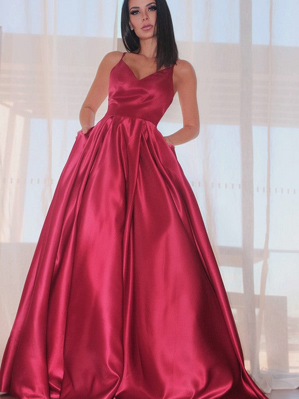 A-Linie/Elegant Ärmellos Rüschen V-Ausschnitt Satin Bodenlang Abiballkleider