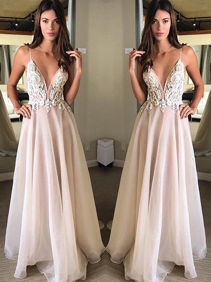 Vestidos de fiesta elegantes de gasa con apliques, sin mangas y tirantes finos en forma de A