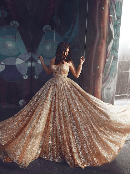 Vestidos de fiesta elegantes de corte A con tirantes finos, tul, lentejuelas y sin mangas