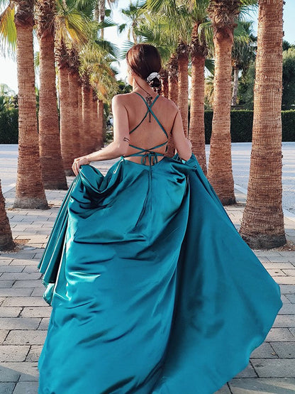 Vestidos de fiesta de satén con efecto seda, corte A, tirantes elegantes, sin mangas y volantes