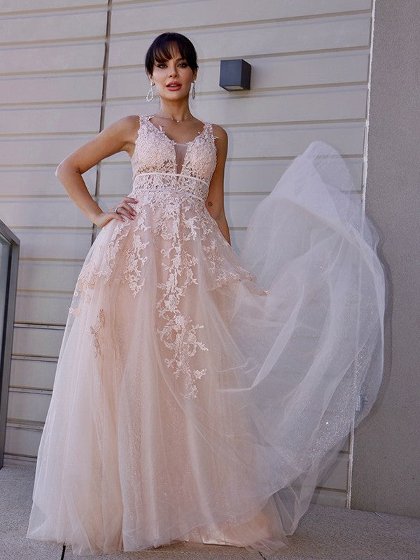 Vestidos de fiesta elegantes de corte A con apliques de tul y escote redondo sin mangas