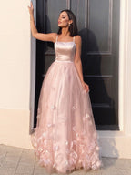 Elegante vestido de fiesta de tul con tirantes finos, flores hechas a mano y corte A, sin mangas y largo hasta el suelo