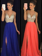 A-Linie/Elegant V-Ausschnitt Ärmellos Perlen verziert Bodenlang Chiffon Abiballkleider