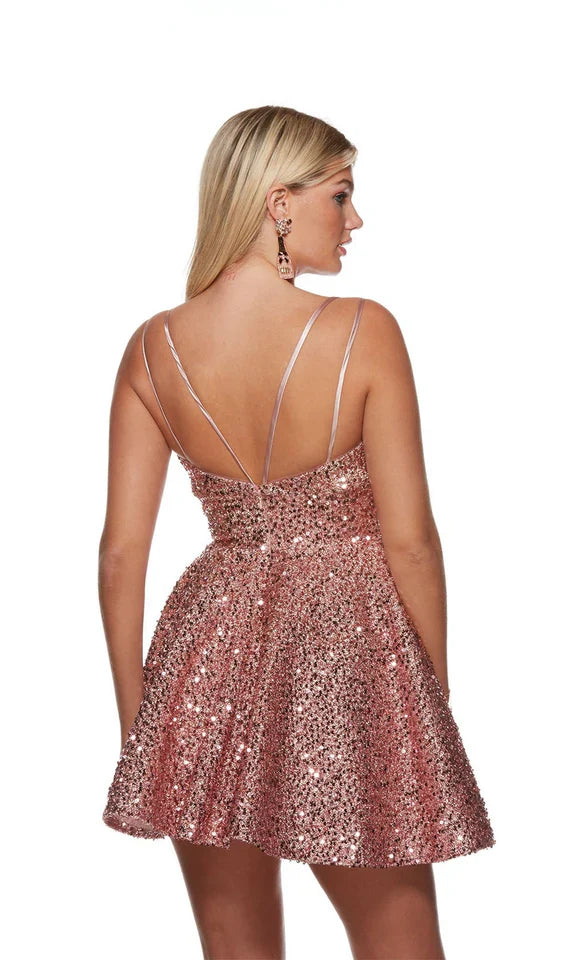 Robes de cocktail à épaules dénudées Robes de soirée brillantes SYH84