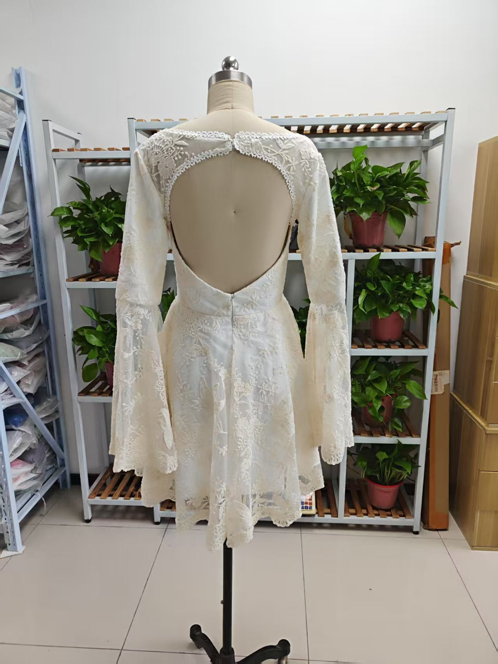 Vintage Lace Applique Evening Dress A Line Long Prom Dress Y8371