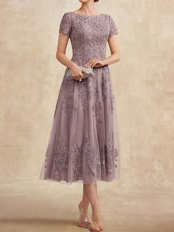 Vestido de madre de la novia de tul con encaje y corte en A, largo hasta la rodilla