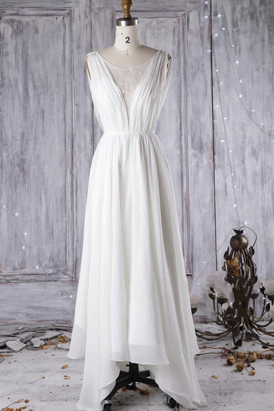 Vestido de novia asequible de gasa con encaje asimétrico y espalda abierta