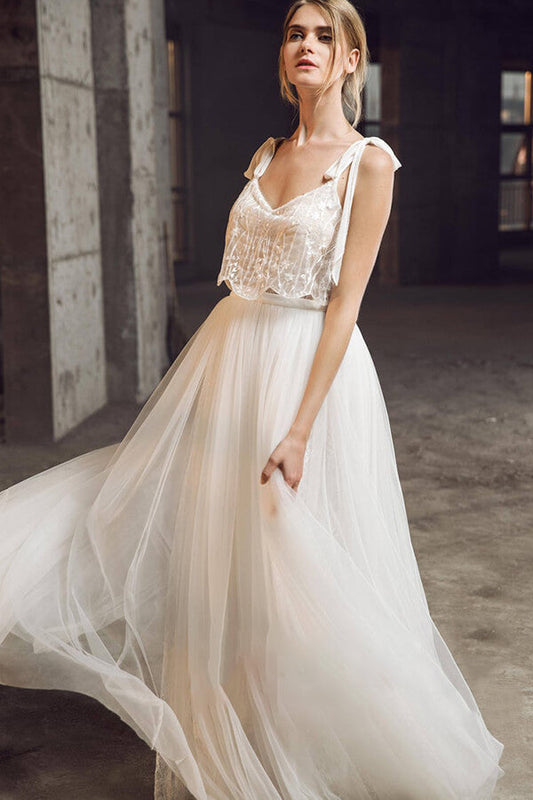 Vestido de novia asequible, largo, corte A, escote en forma de corazón, tul, encaje y espalda descubierta