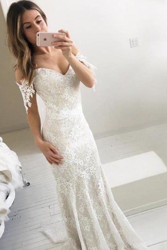 Vestidos de novia elegantes, largos y asequibles con corte sirena y hombros descubiertos