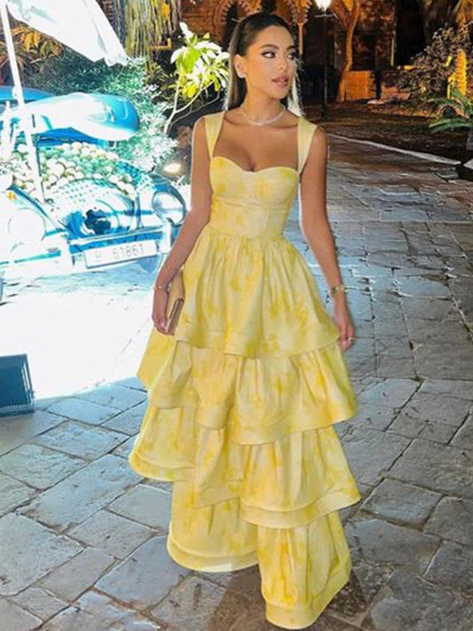 Alivia | Vestido largo de fiesta de graduación en línea A con volantes en amarillo pastel