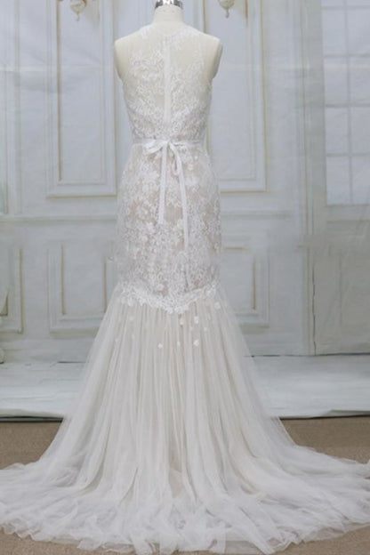 Impresionantes apliques de tul con corte sirena para vestidos de novia elegantes